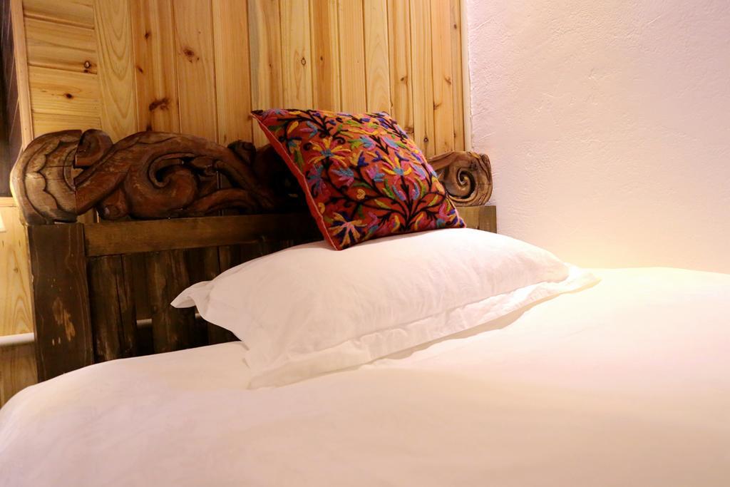 Shangri-La mid - mountain homestay Bagian luar foto